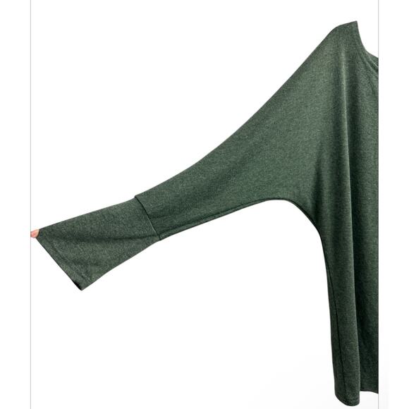 AIFER Off The Shoulder Oversized Batwing Sweater Green Tunic Top Women’s Large - Picture 3 of 9